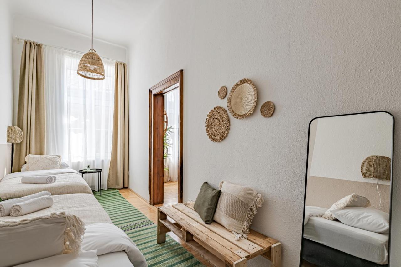 Blue Peace Downtown Apartment Budapeste Exterior foto